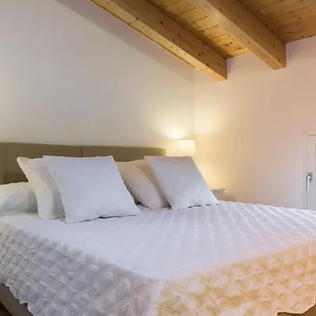 Golf Country House Bymyhomeincomo Вилла