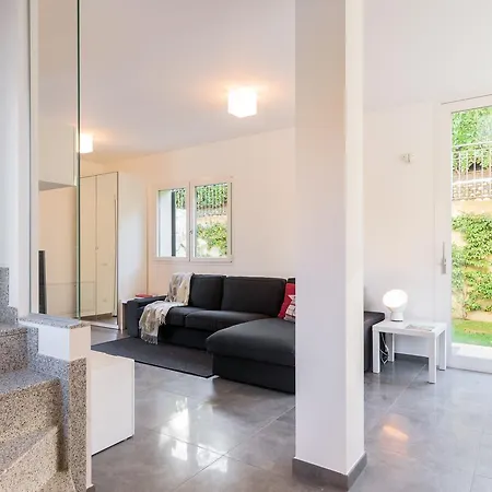 Golf Country House Bymyhomeincomo Вилла Montorfano